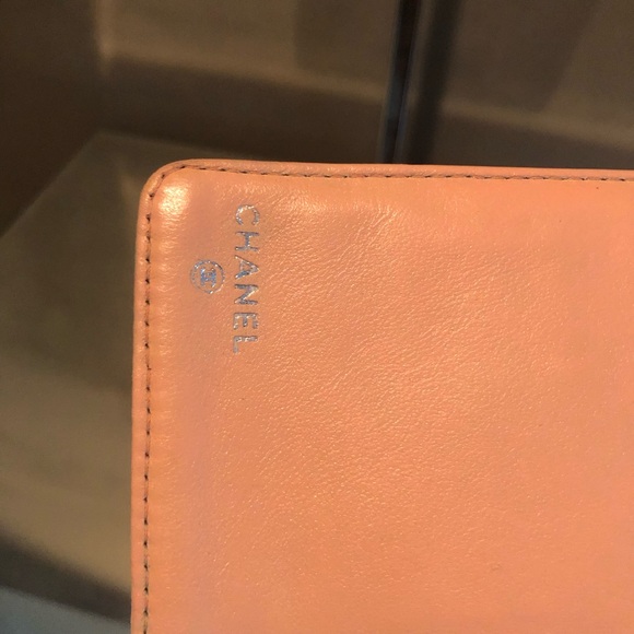 Chanel camellia bifold wallet - Picture 5 of 12